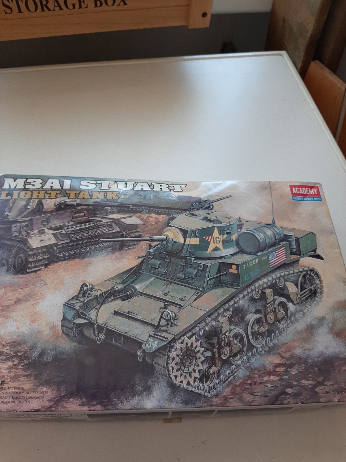 M3A1 Stuart Light Tank modelbouw kit - Academy 1:35, Tank, 1:32 tot 1:50, Nieuw, Ophalen