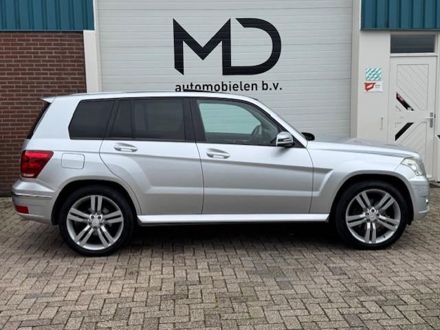 Mercedes-Benz GLK-klasse 350 4-Matic -Panoramadak-Trekhaak, Auto's, Automaat, Gebruikt, Zwart, 2000 kg