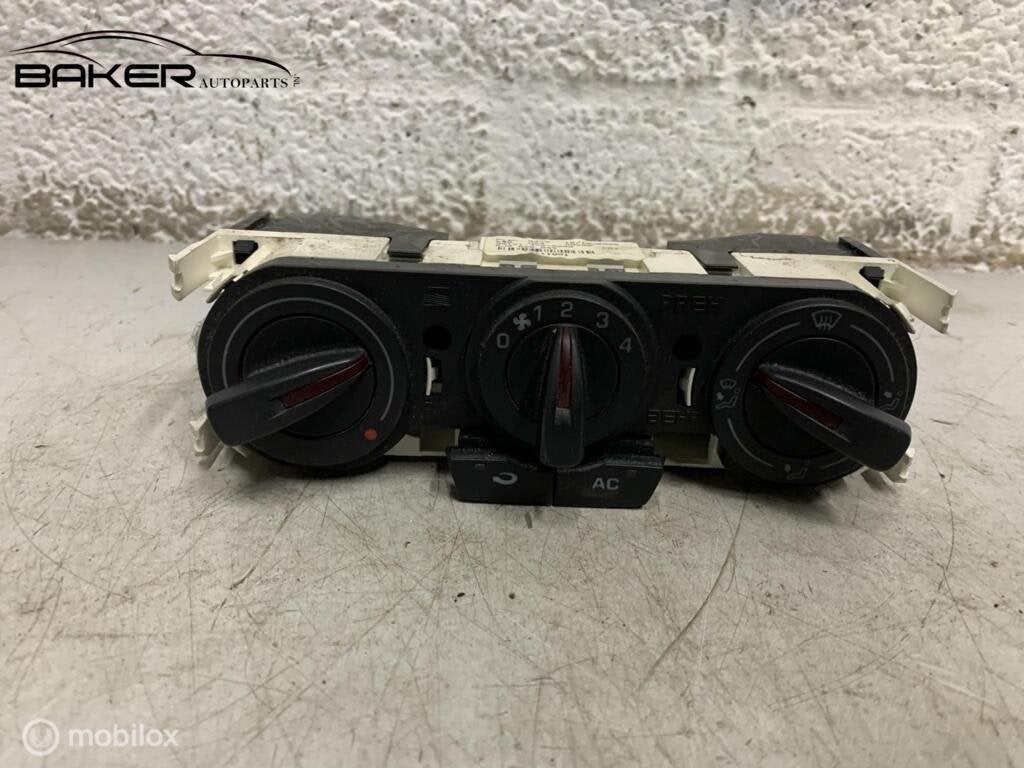 Seat Ibiza SC 6J  08-17 6J0820045 Kachelbedieningspaneel, Gebruikt, Ophalen of Verzenden, Seat, Seat