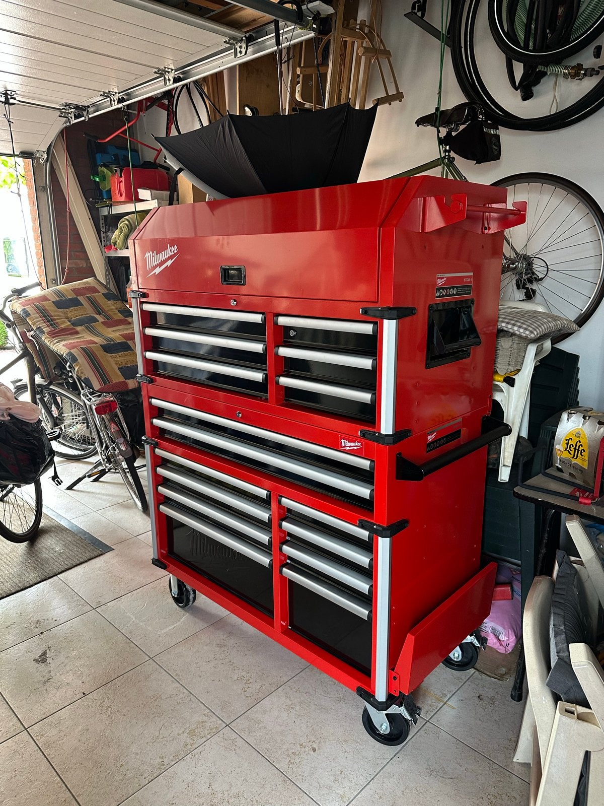 Milwaukee Gereedschapswagen inclusief gereedschap, Doe-het-zelf en Verbouw, Gereedschap | Handgereedschap, Ophalen of Verzenden
