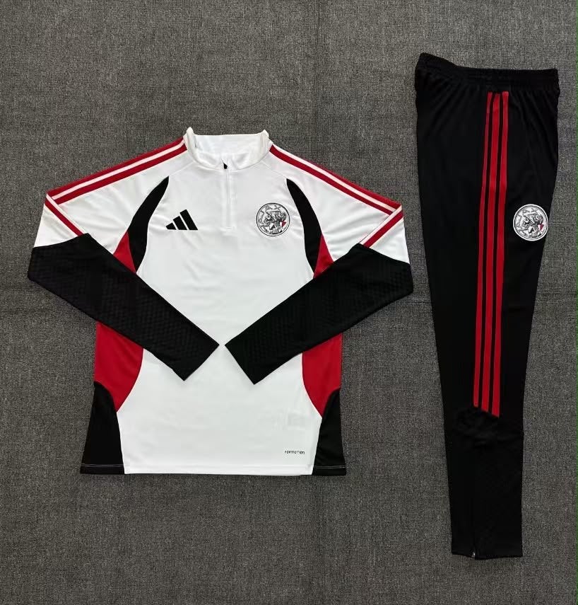 Ajax trainingspak 26/27, Sport en Fitness, Voetbal, Ophalen, Nieuw, Trainingspak