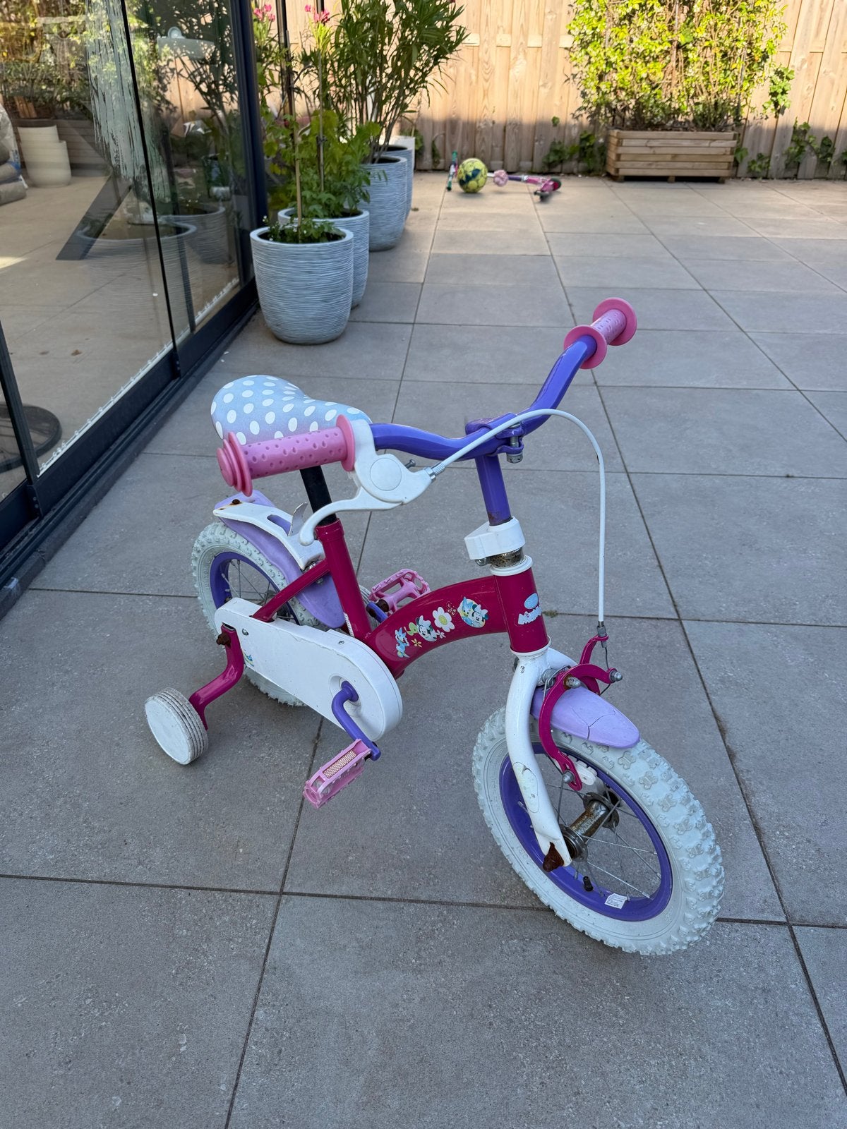 Kinderfiets 12 inch met zijwieltjes - Roze/Paars, Ophalen, Zijwieltjes, Gebruikt, Velgrem