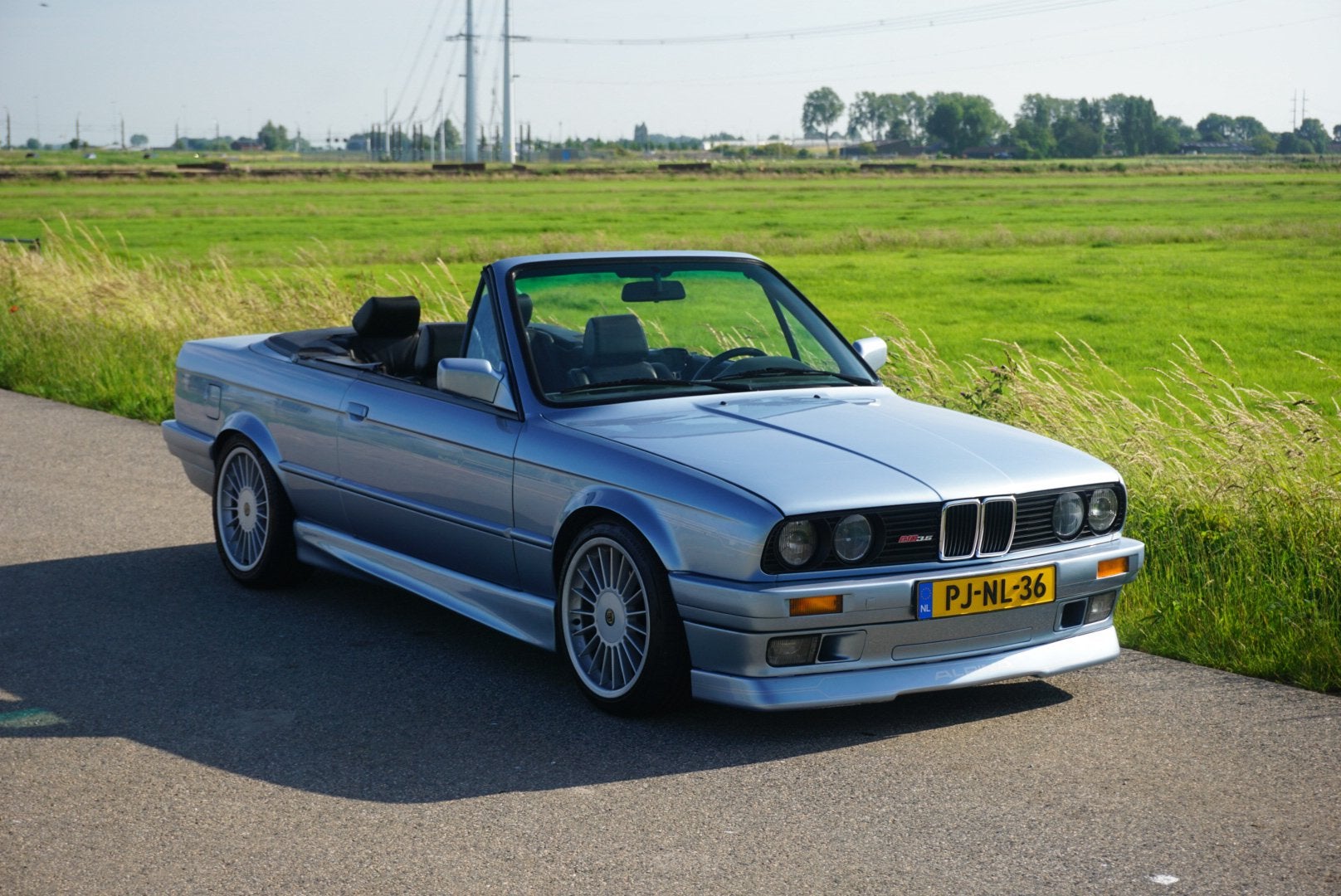 BMW E30 325i Cabriolet 3.5 Alpina, Achterwielaandrijving, Stoelverwarming, Zwart, 254 pk