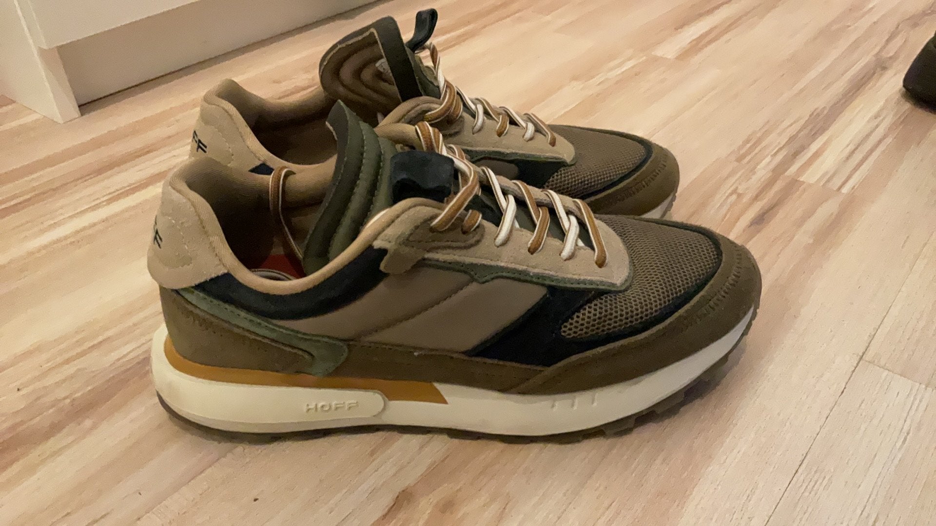 Hoff sneakers  maat 40, Overige kleuren, Ophalen of Verzenden, Sneakers of Gympen, Zo goed als nieuw