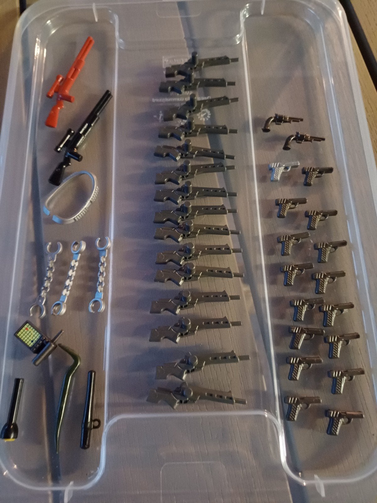 Playmobil wapens 18x revolver 15 x mitrailleur 2 sniper, Ophalen of Verzenden, Zo goed als nieuw