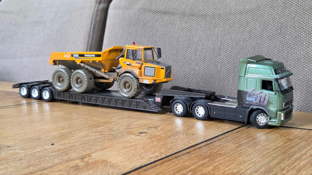 1:50 Motorart Volvo FH16 660 A25C HZC vrachtwagen, Ophalen of Verzenden, Gebruikt, Bus of Vrachtwagen, Overige merken