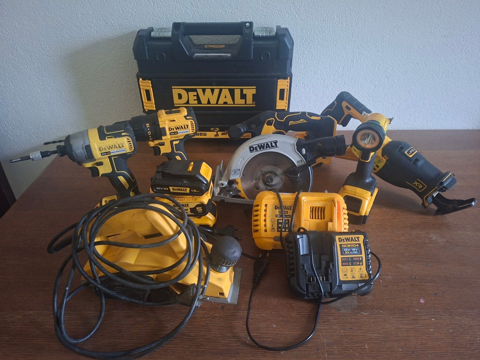 DeWalt Gereedschap Set: Boormachines, Zaag, Schuurmachine, Ophalen, Overige typen, Klopboormechanisme, Gebruikt