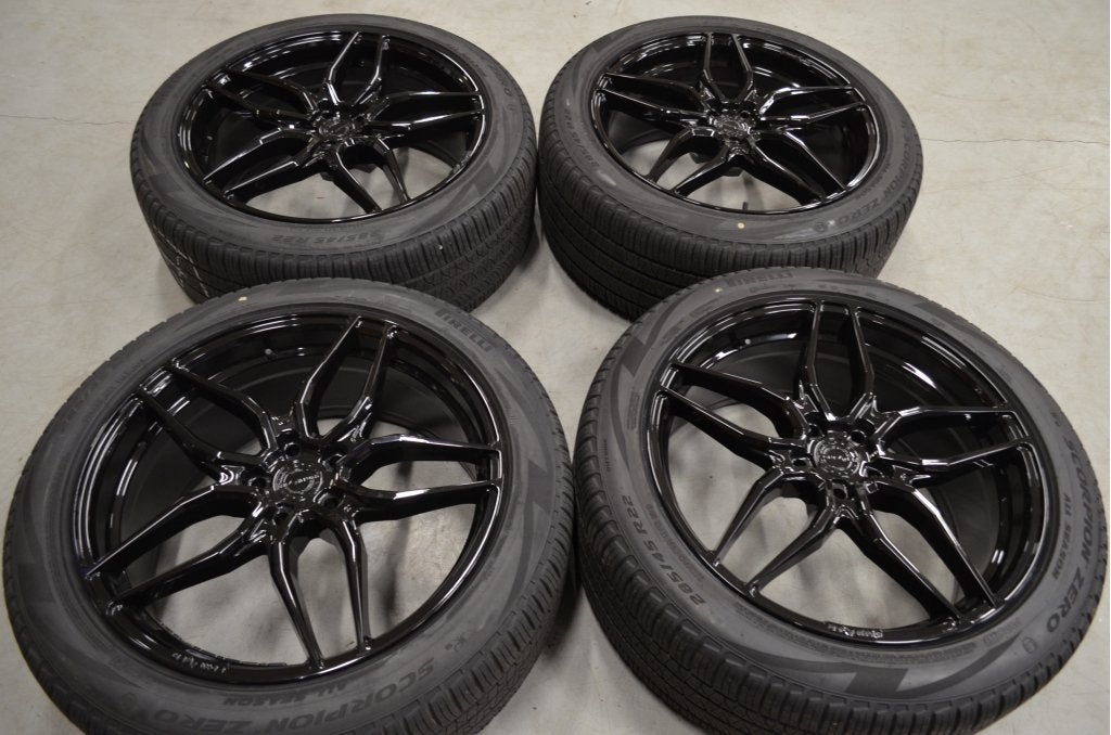 22" Concaver Velgen Range Rover + Pirelli Zomer + TPMS, Niet ingevuld, Gebruikt, 285 mm, Banden en Velgen