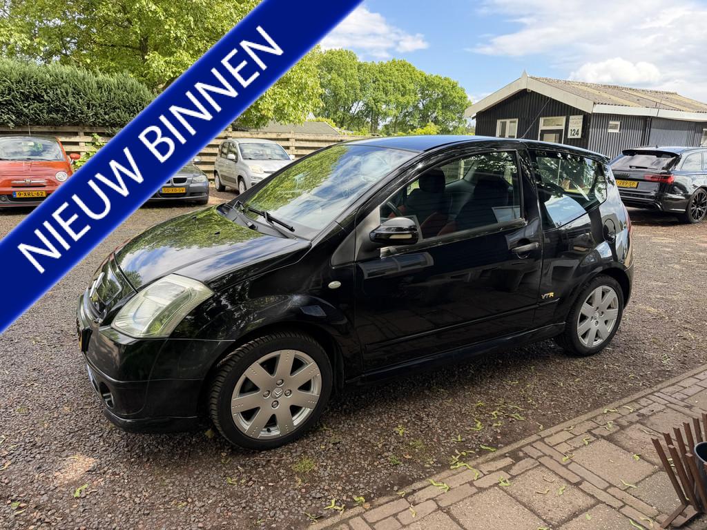 Citroën C2 1.6i-16V VTR (bj 2005, automaat), Auto's, Citroën, 4 cilinders, 4 stoelen, Zwart, Origineel Nederlands
