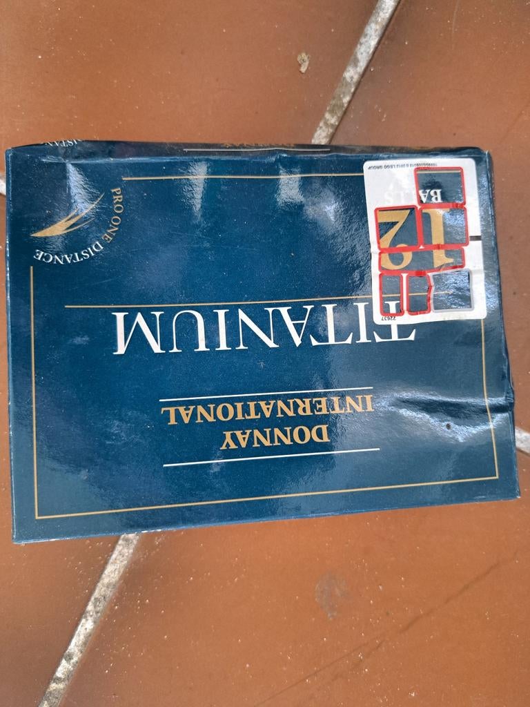 10 Donnay International Titanium golfballen, Ophalen of Verzenden, Zo goed als nieuw, Bal(len), Overige merken