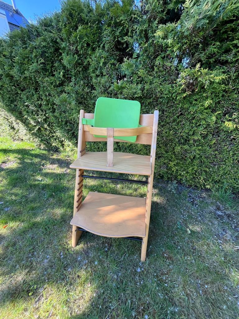 Tripp Trapp Stokke kinderstoel met gordel en rugleuning, Kinderen en Baby's, Kinderstoelen, Ophalen, Gebruikt, Meegroeistoel, Gordel(s)