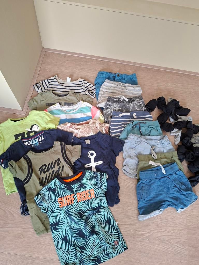 Zomerkleding pakket jongens maat 92 met sokken, Ophalen