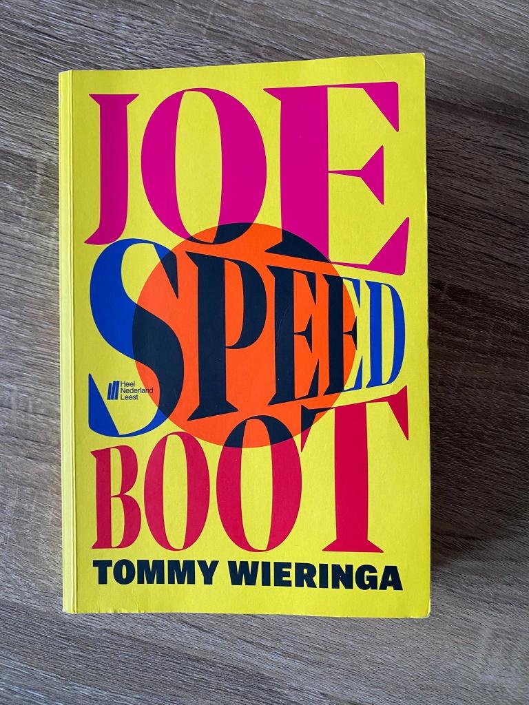 Leesboek Joe Speedboot Tommy Wieringa, Boeken, Tommy Wieringa, Ophalen of Verzenden, Zo goed als nieuw, Nederland