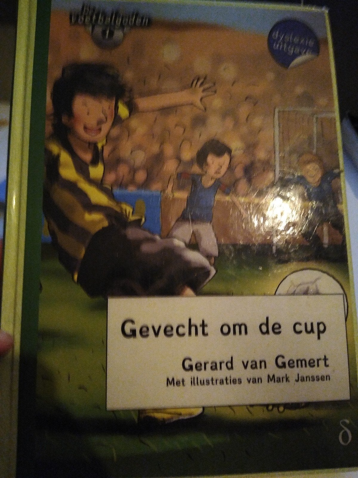 Gerard van Gemert - Gevecht om de cup, Boeken, Ophalen, Zo goed als nieuw, Gerard van Gemert, Fictie algemeen