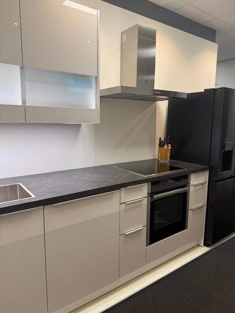 Showroom keuken Artego Eco Glans Zijdegrijs., Ophalen, Overige materialen, Wit, Nieuw