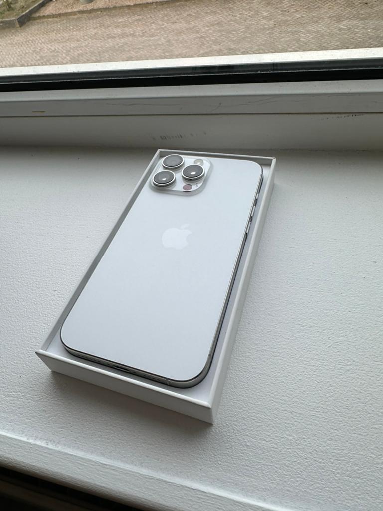 iPhone 16 Pro Max Zilver 256GB, Telecommunicatie, Mobiele telefoons | Apple iPhone, 256 GB, 89 %, Nieuw, Ophalen of Verzenden