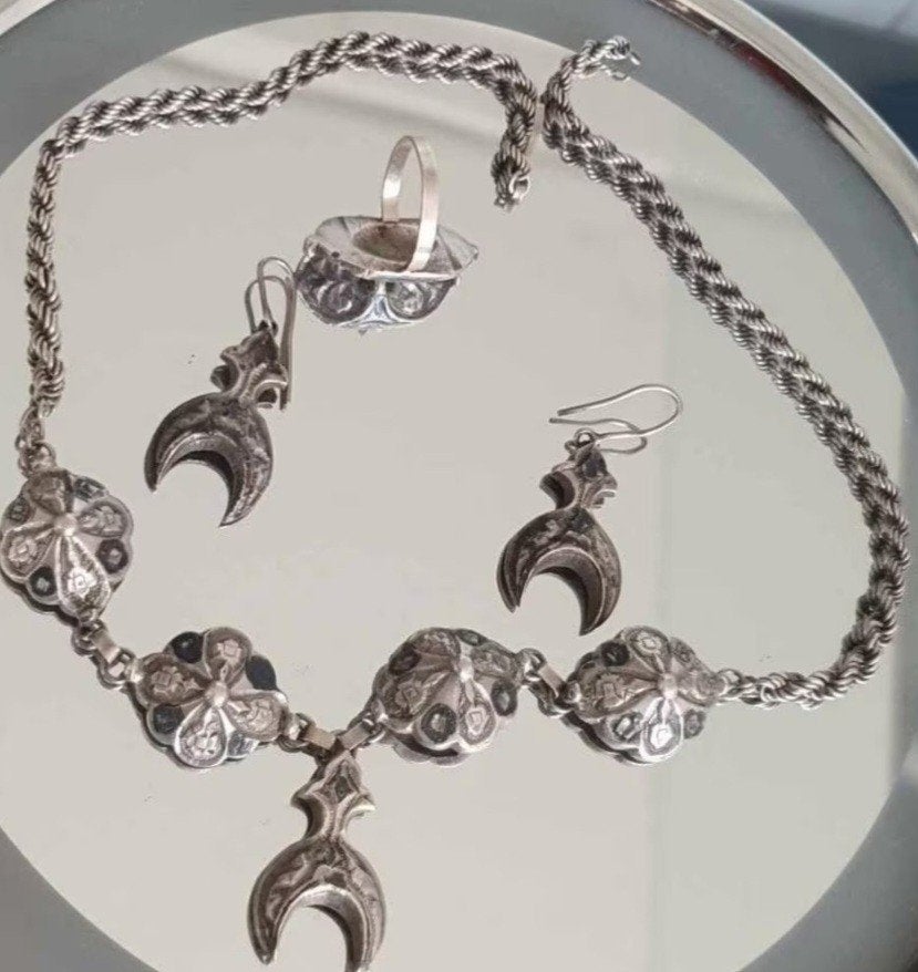 Antiek Prachtige set : Kettinghanger, Oorbellen, Ring., Sieraden, Tassen en Uiterlijk, Ophalen of Verzenden, Nieuw, Zilver, Zilver