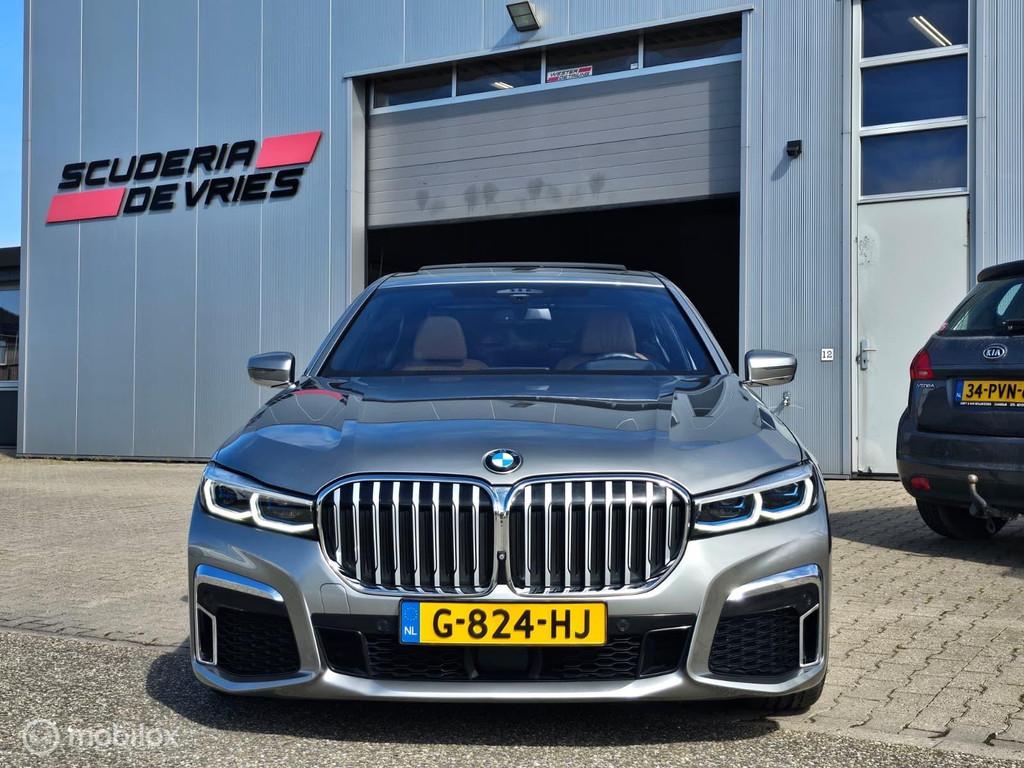 BMW 745e High Executive M-pakket/HK/Pano/4w best/softclose, Automaat, Gebruikt, Euro 6, 394 pk