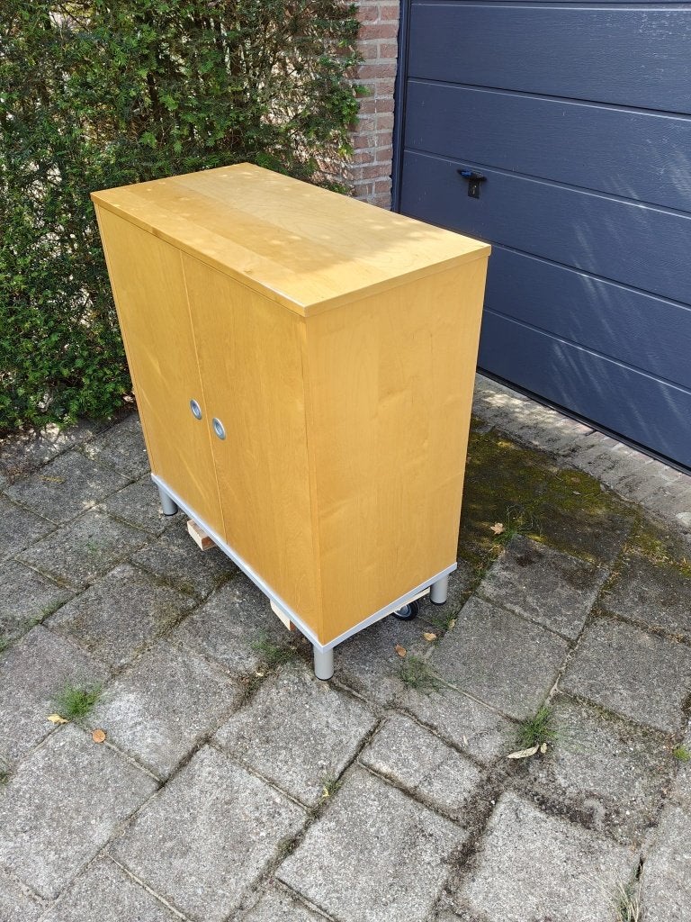 Ikea kantoorkast met deuren., Ophalen, Gebruikt