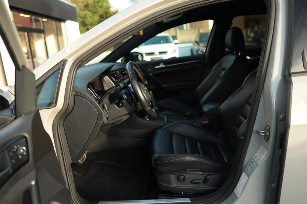 Volkswagen GOLF 2.0 TSI 4Motion R|DSG|Akra|Digidash|Pretoria, Automaat, Gebruikt, 4 cilinders, 1415 kg