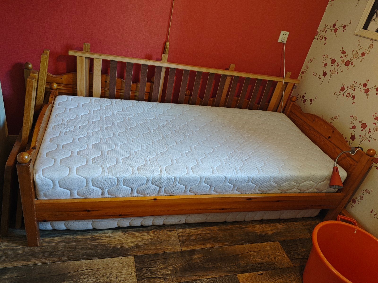 Gratis 2x 1 persoonsbed, Ophalen, Gebruikt, 90 cm, Eenpersoons