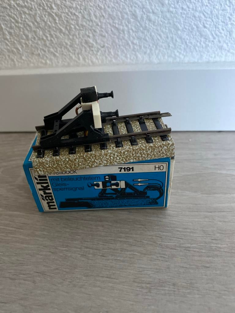 Märklin 7191 H0 stootblok met verlichting, Hobby en Vrije tijd, Modeltreinen | H0, Wisselstroom, Gebruikt, Overige typen, Ophalen of Verzenden