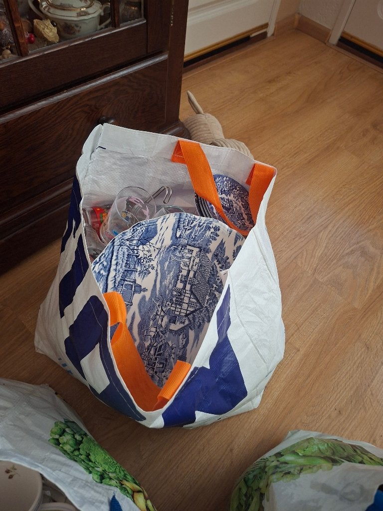 Tassen met huisraad, Gebruikt, Overige merken, Overige typen, Ophalen of Verzenden