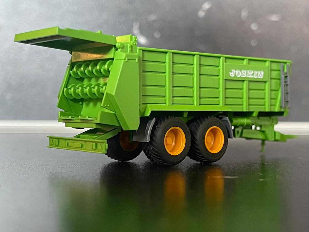 Agri-3180: Landbouwvoertuigen: Joskin mest spreader, Ophalen of Verzenden, Nieuw, Bus of Vrachtwagen, Wiking