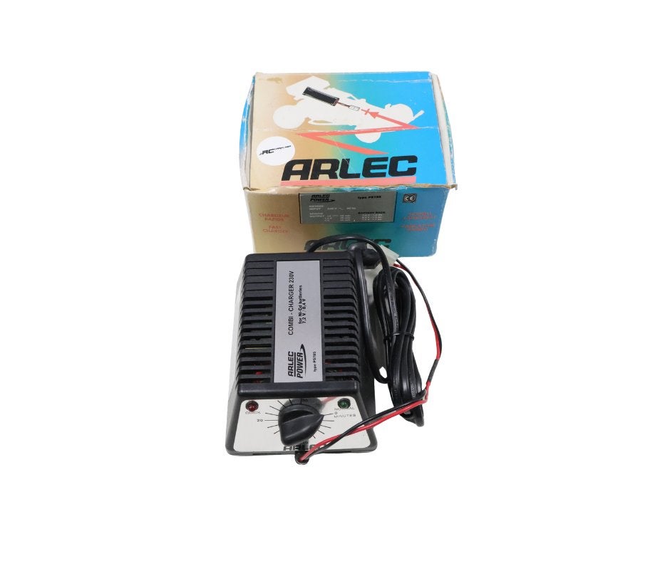 Arlec lader met Tamiya aansluiting rc, Hobby en Vrije tijd, Ophalen of Verzenden, Gebruikt, Onderdeel