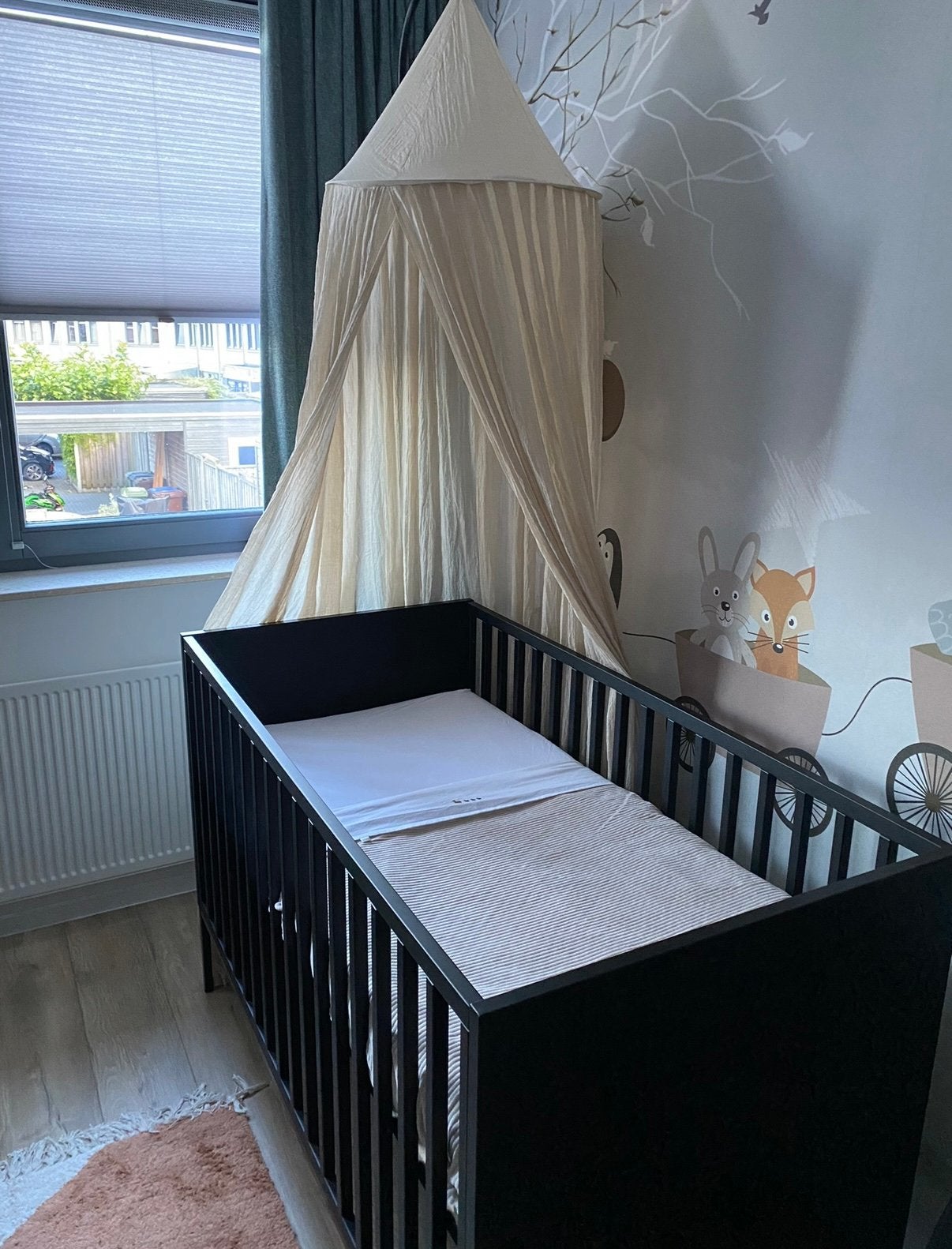 Kidsmill Vince ledikant zwart 140x70 incl. Matras, Ophalen, Zo goed als nieuw, Ledikant