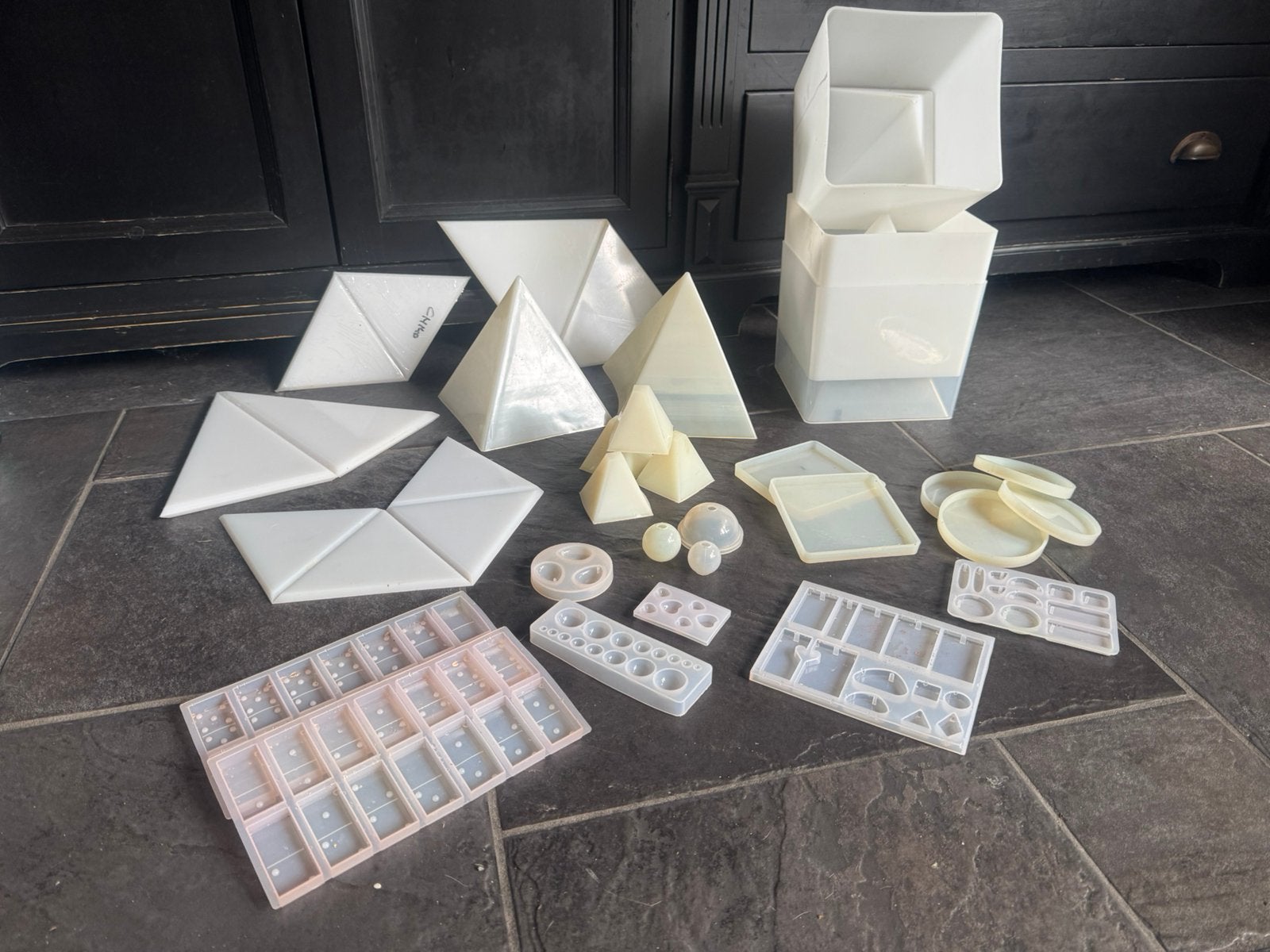 Mallen en diverse materialen .. voor met epoxy / sieraden, Hobby en Vrije tijd, Kralen en Sieraden maken, Ophalen of Verzenden