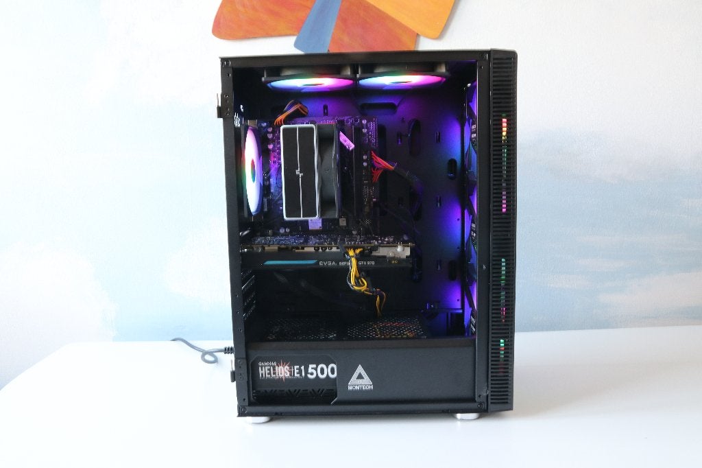 Budget Gaming PC: Ryzen 5, Nvidia GTX Videokaart, 8 GB, Zelf gebouwde pc, Zo goed als nieuw, Gaming