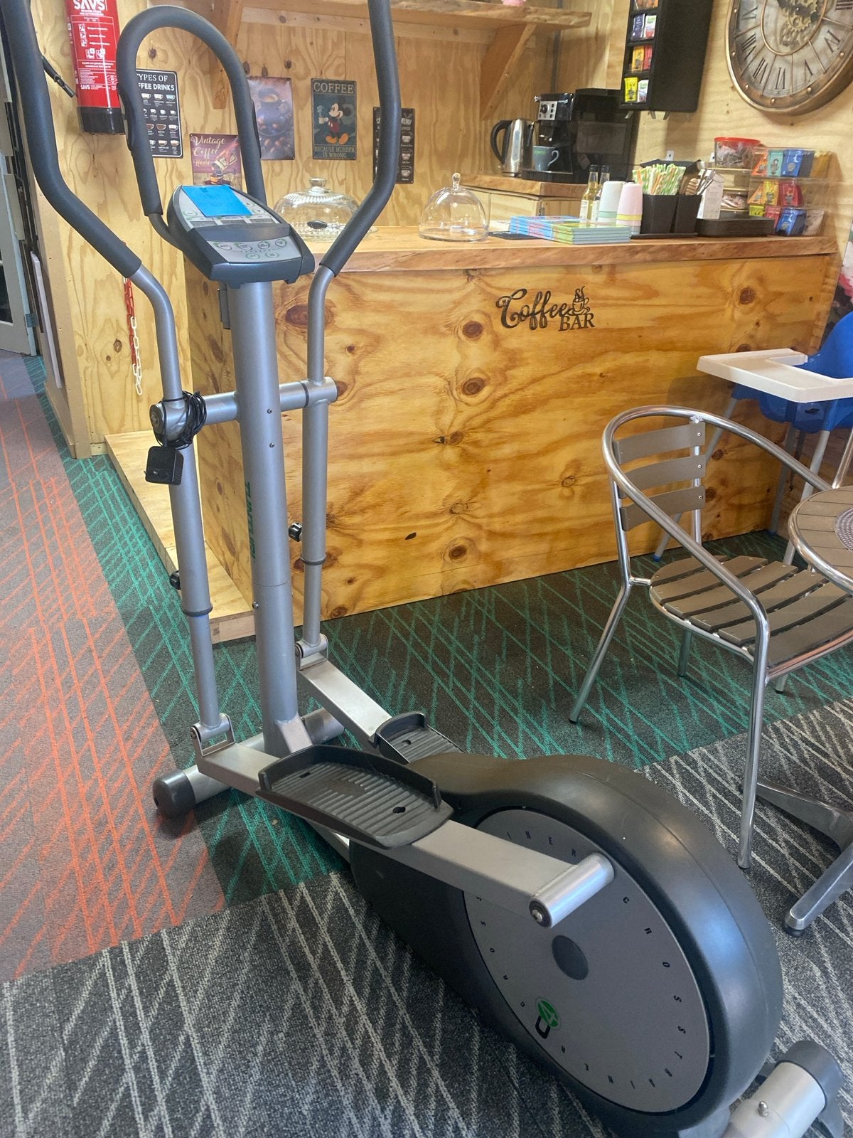 Tunturi Crosstrainer - Goede staat, direct te gebruiken, Ophalen, Gebruikt, Armen, Crosstrainer