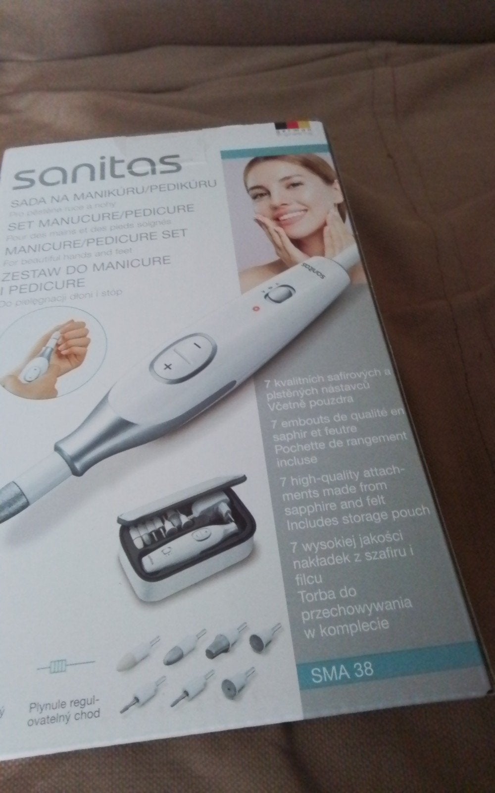 Nieuwe  doos manicure/ pedicure  set van sanitas, Witgoed en Apparatuur, Ophalen of Verzenden, Nieuw, Hand- en Voetverzorging