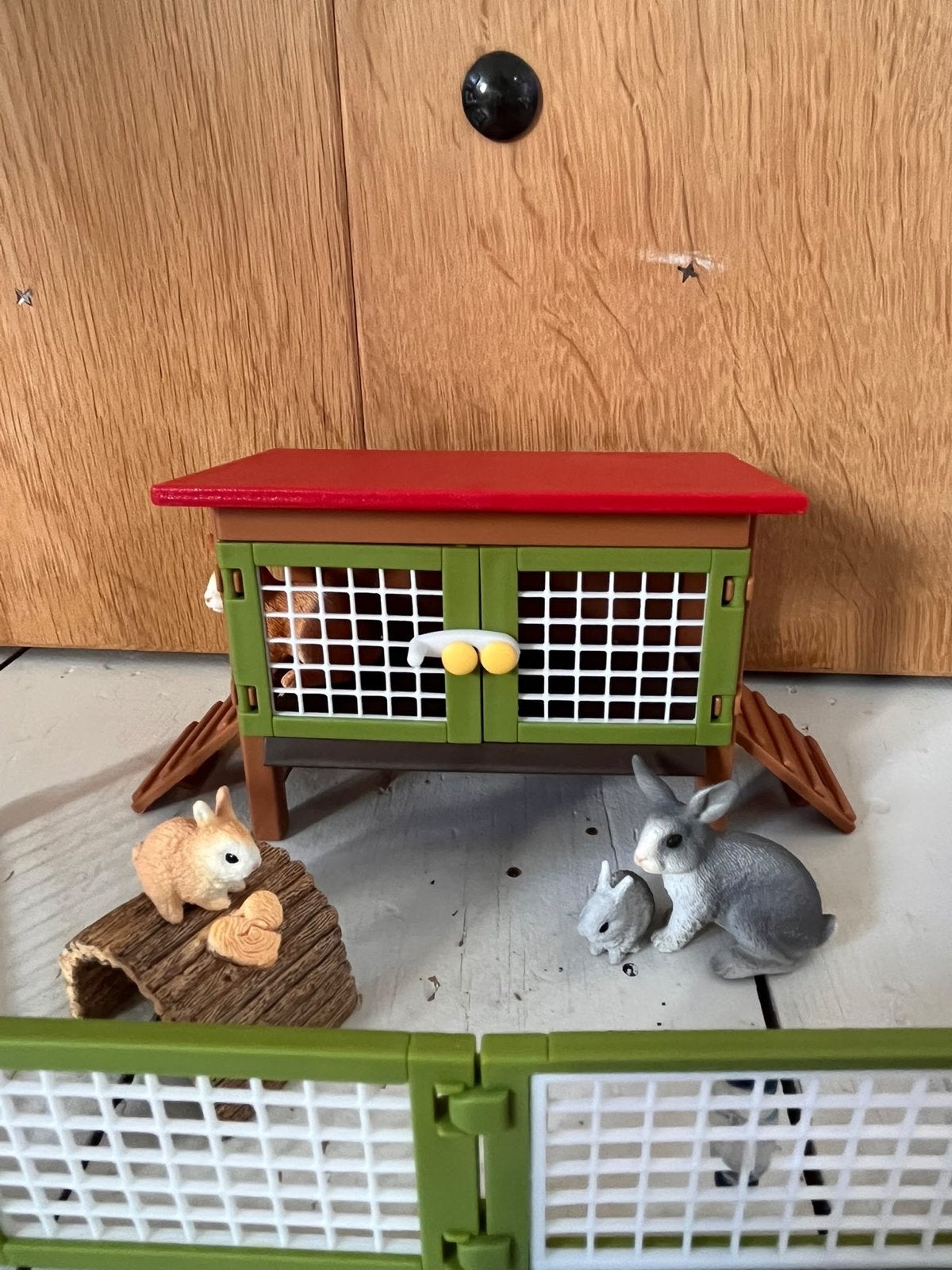 Schleich Konijnenhok 42420 met konijnen en accessoires, Ophalen of Verzenden, Zo goed als nieuw, Jongen of Meisje