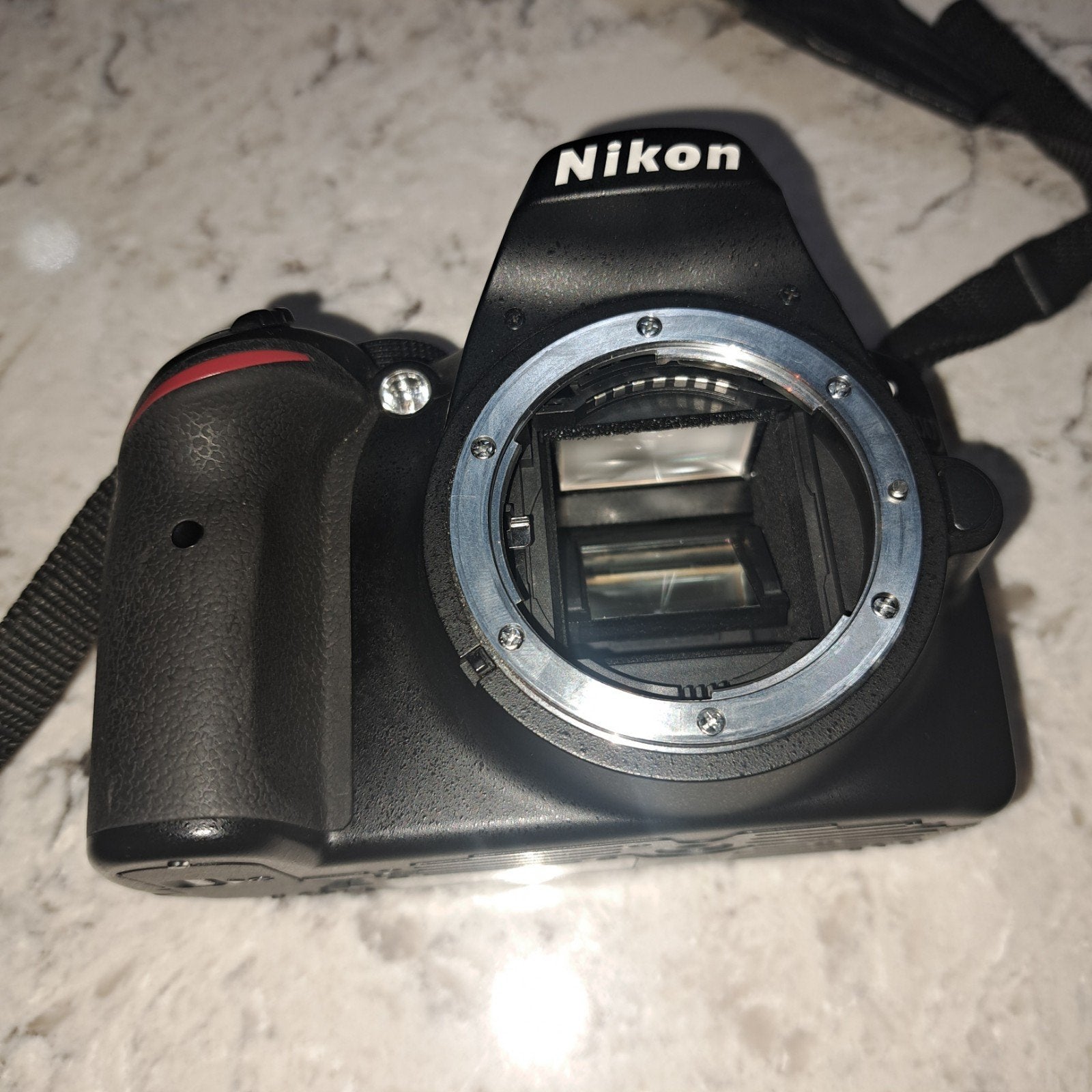 Nikon D3200 Spiegelreflexcamera Body - Zo goed als nieuw, Ingebouwde flitser, Spiegelreflex, Ophalen of Verzenden, Zo goed als nieuw