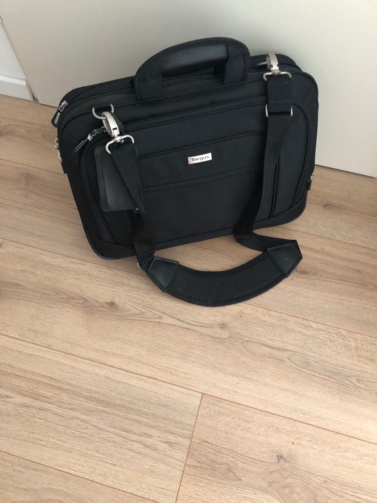 Targus Laptoptas - Nieuw!, Ophalen, 17 inch of meer, Nieuw, Handvat