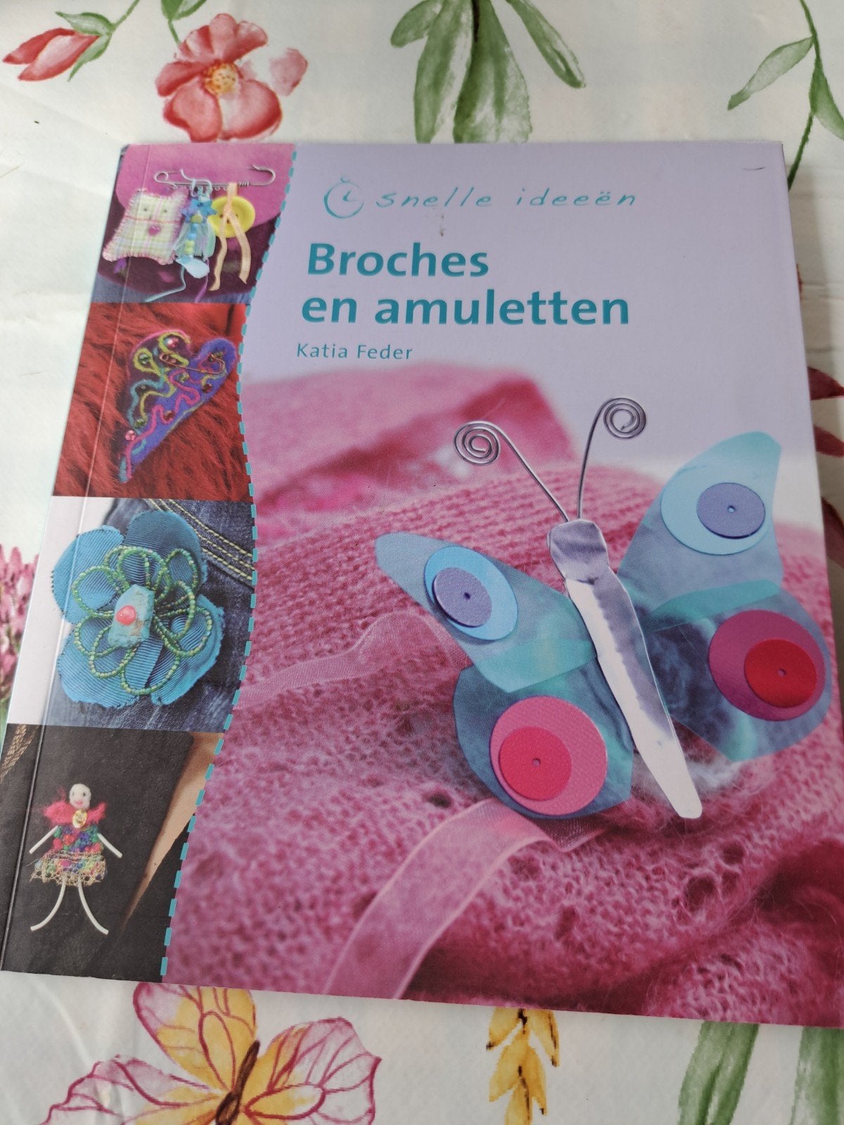 Y: Snelle ideeën: Broches en amuletten - Katia Feder, Ophalen of Verzenden, Zo goed als nieuw, Overige onderwerpen, Katia Feder