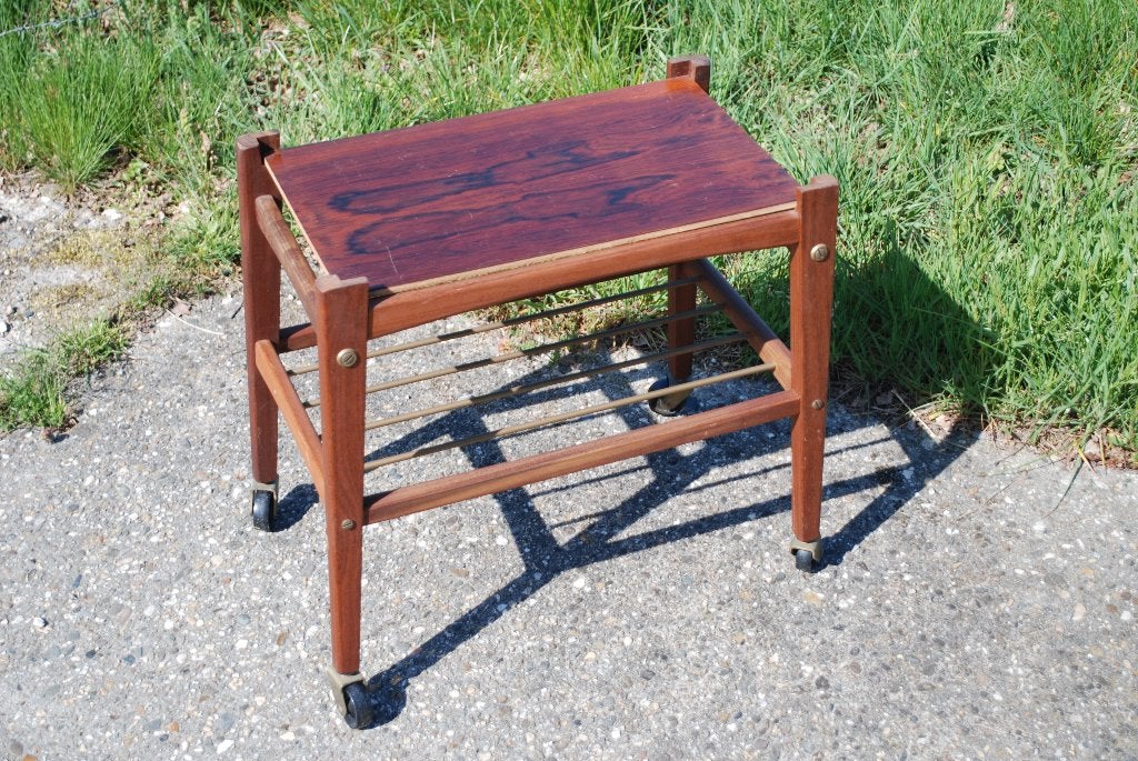 Teak lectuur plantentafeltje, Huis en Inrichting, Woonaccessoires | Krantenbakken en Lectuurbakken, Ophalen, Gebruikt, Vintage