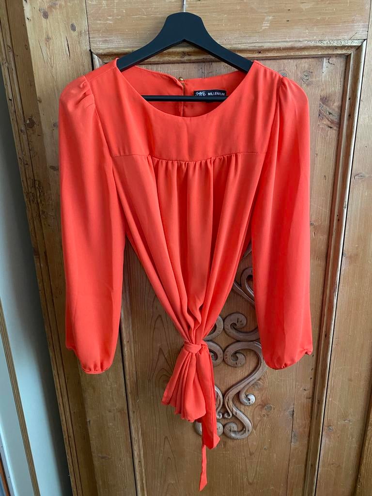 Oranje Blouse met Riem Maat L, Kleding | Dames, Ophalen of Verzenden, Zo goed als nieuw, Maat 42/44 (L), Oranje