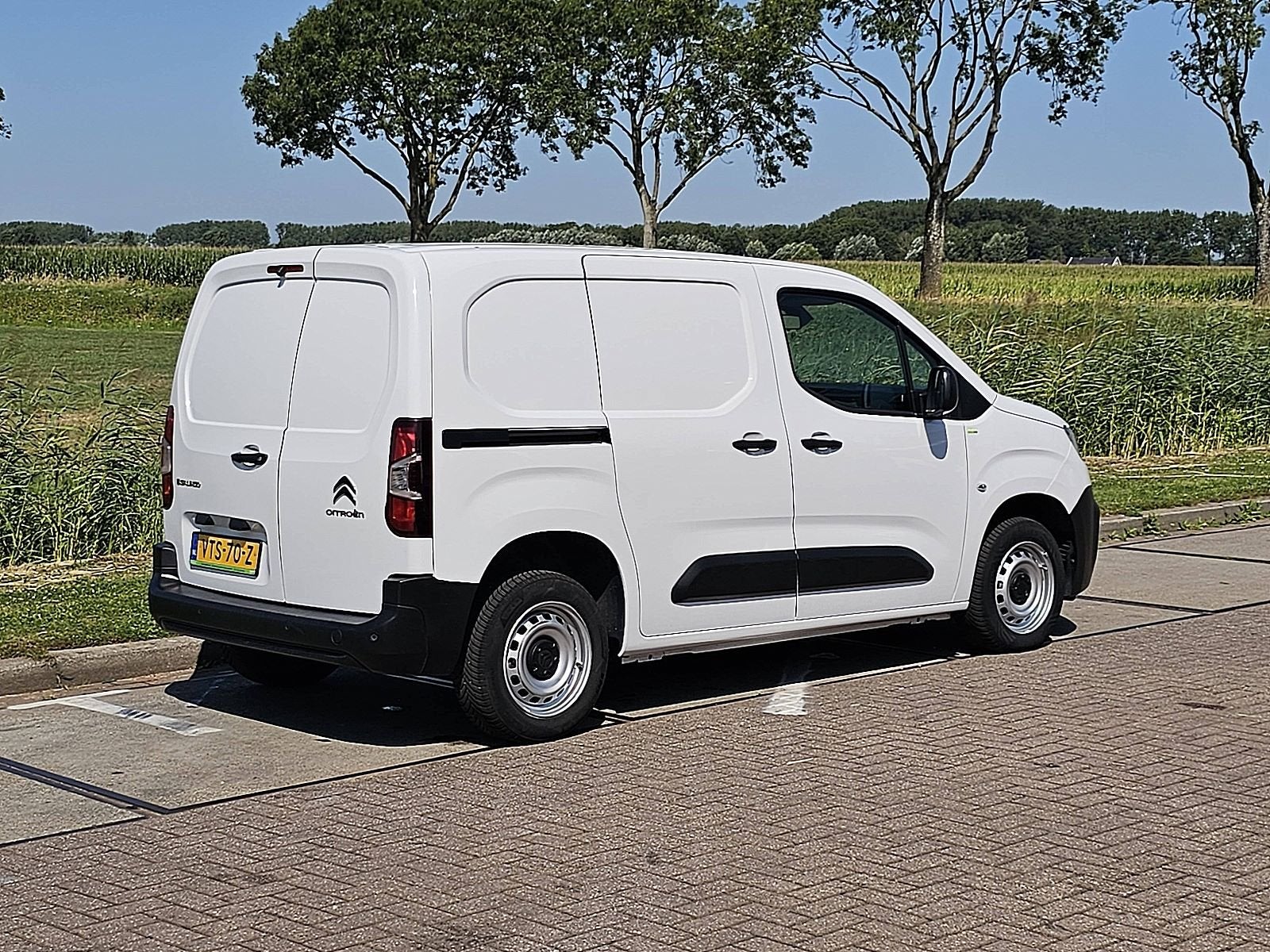 CITROEN BERLINGO 1.5 ac carplay euro6, Gebruikt, Euro 6, Wit, 102 pk