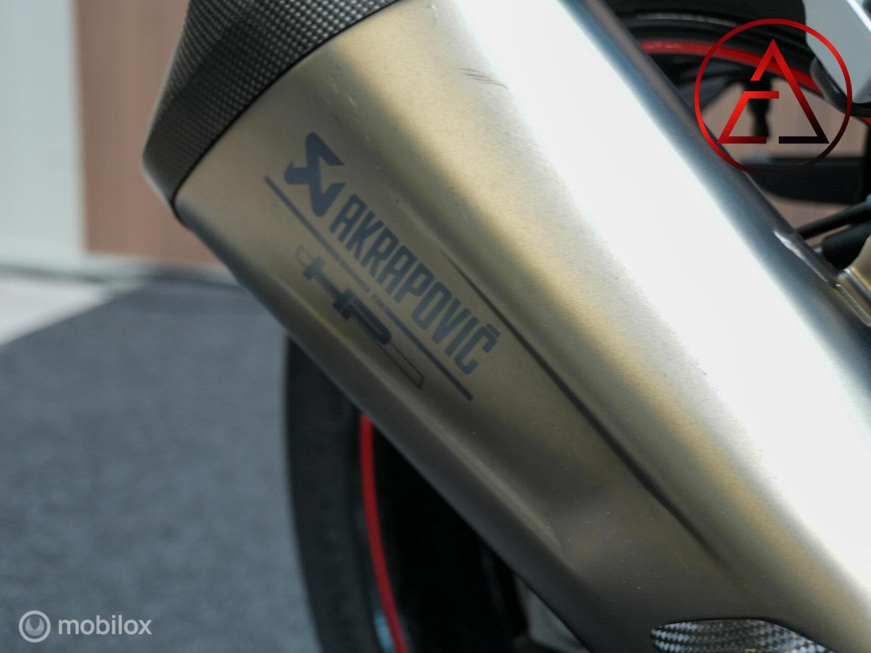 BMW S1000R 2018 | 165pk + Akrapovic | 26.302 km, Motoren, Bedrijf, Meer dan 35 kW, Toermotor, 999 cc