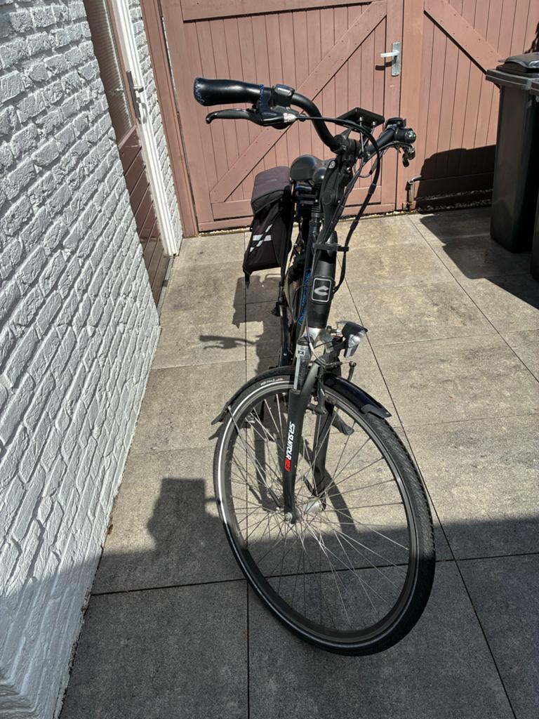 Cross elektrische fiets - 1798 km op de teller, Ophalen of Verzenden, Gebruikt, Overige merken
