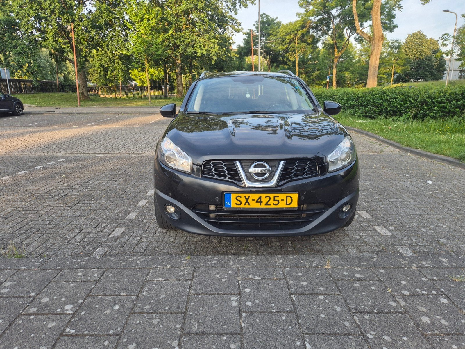 Nissan Qashqai+2 2.0 DCI 4WD 2010 2011 Zwart, Auto's, Voorwielaandrijving, 1995 cc, 4 cilinders, 7 stoelen