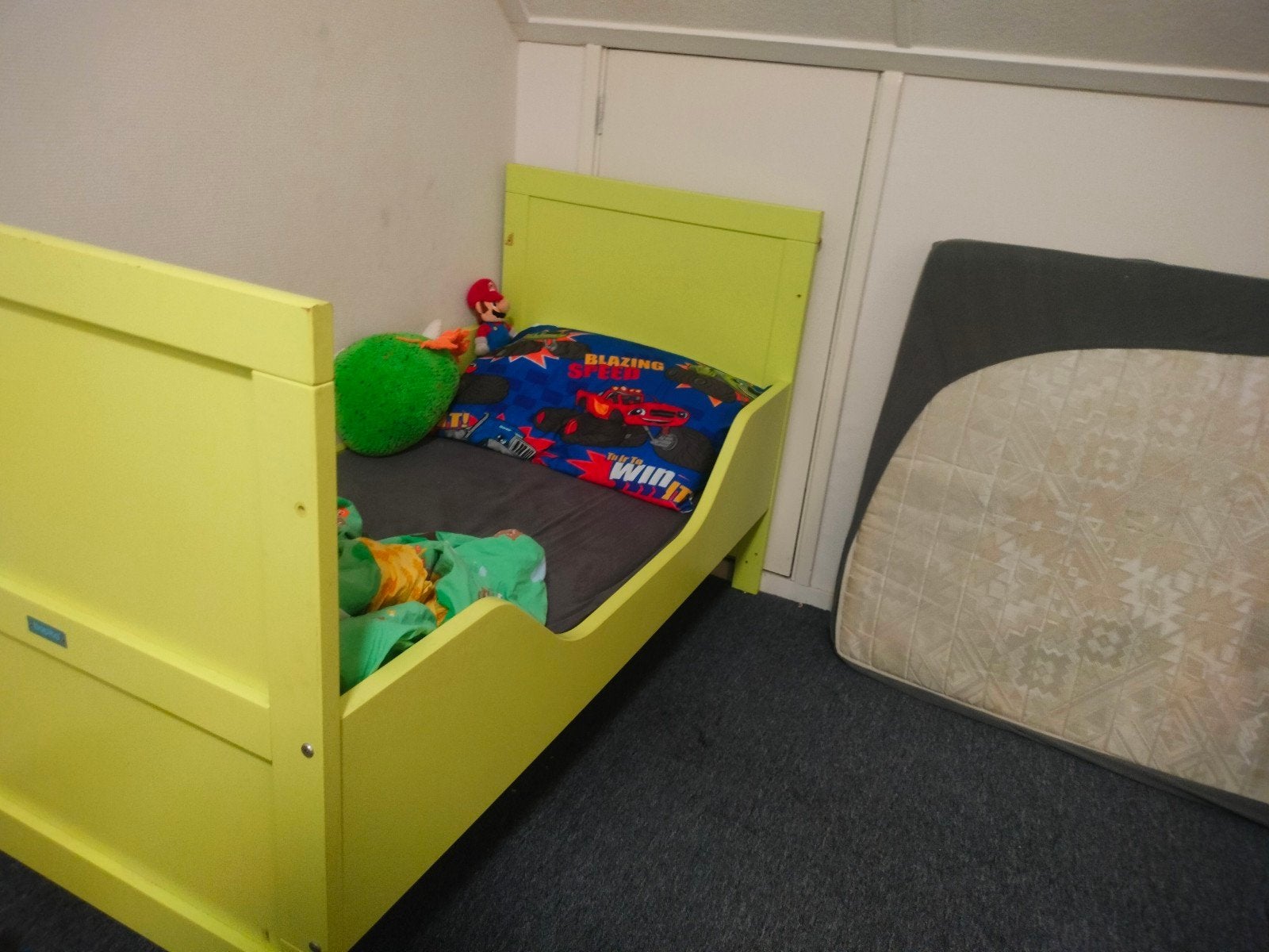 Bopita peuter meegroeibed met matras (ook als ledikant), Kinderen en Baby's, Ophalen, Gebruikt, Lattenbodem