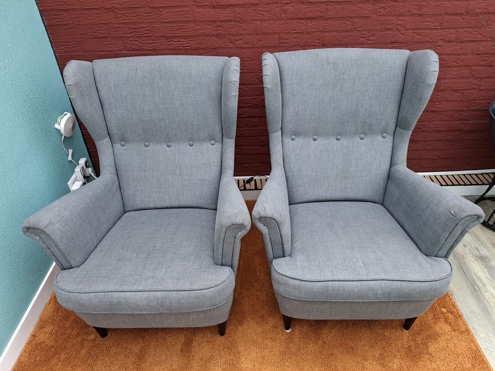 Hele nette oorstoelen te koop!
Kleur antraciet grijs
Eventue, Ophalen, Gebruikt, 75 tot 100 cm