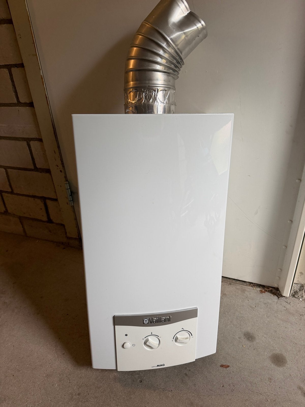 Vaillant MAG mini NL 11-0/1 GX L atmoMAG Geiser, Gebruikt, Overige typen, Minder dan 60 cm, Ophalen of Verzenden