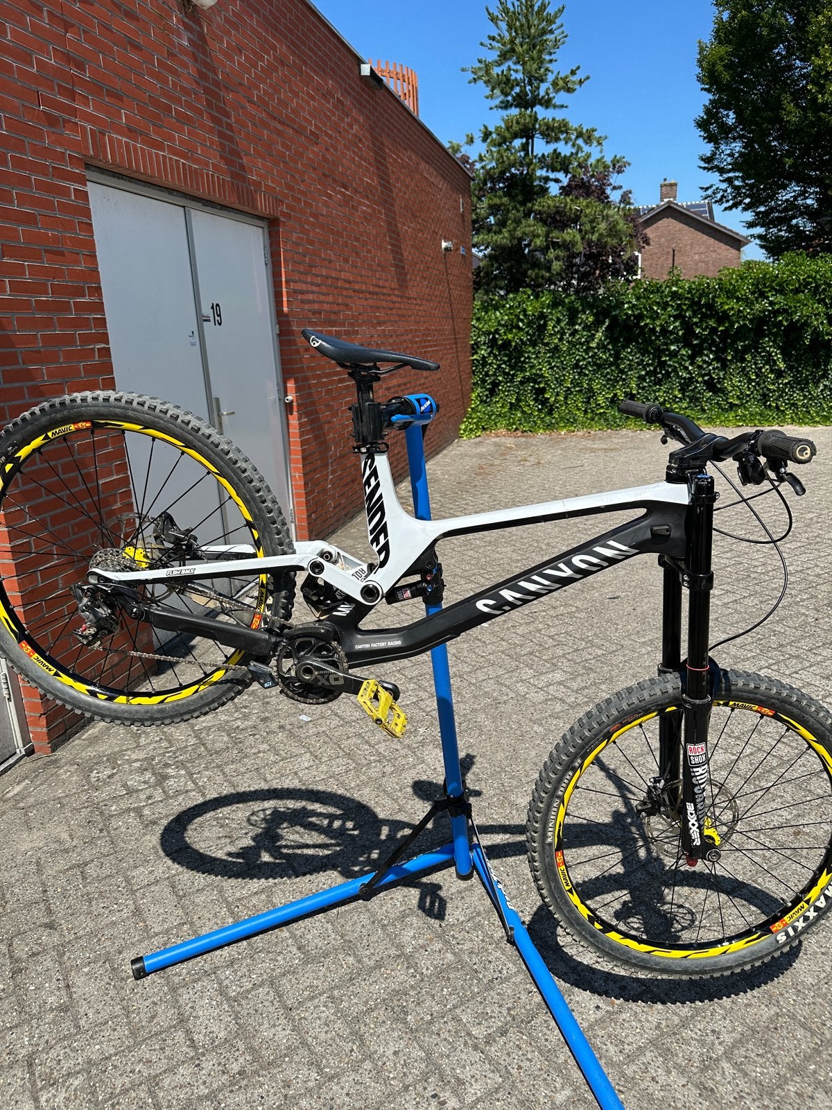 Canyon Sender carbon downhill fiets maat XL, Gebruikt, 57 cm of meer, Schijfrem, Ophalen