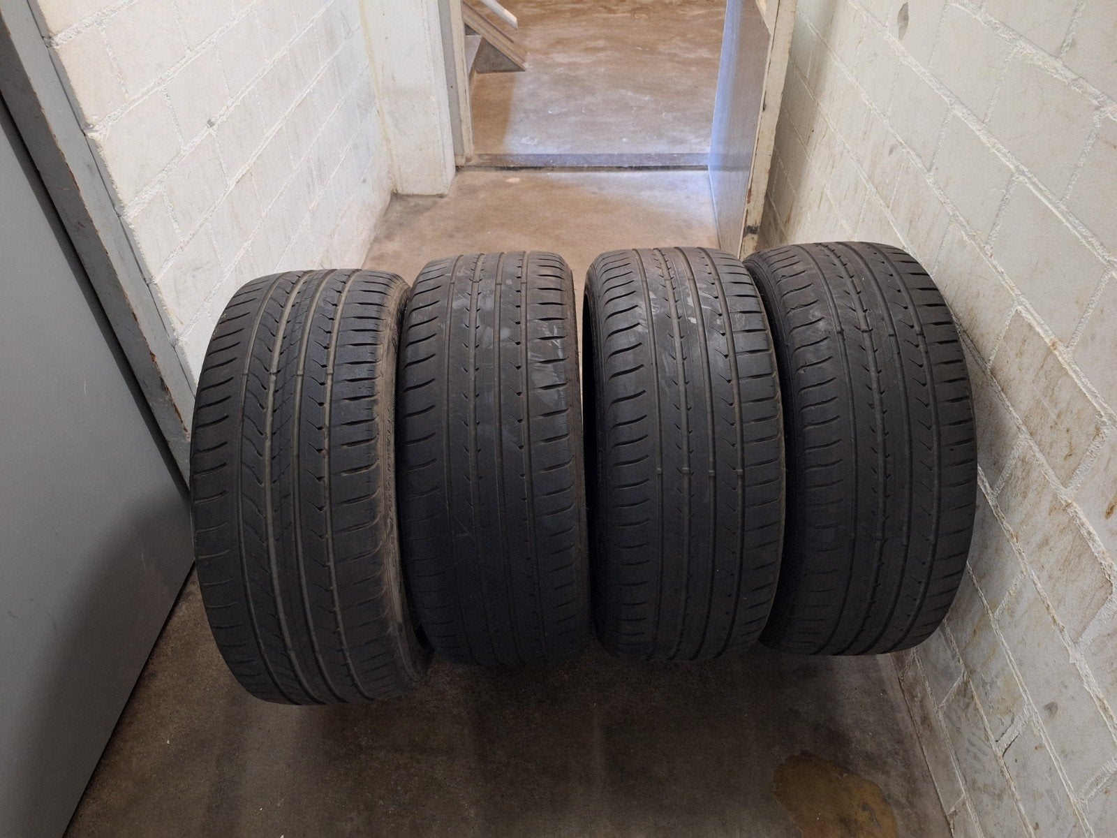 Zomer autobanden. Runflat 18 inch, Ophalen, Gebruikt