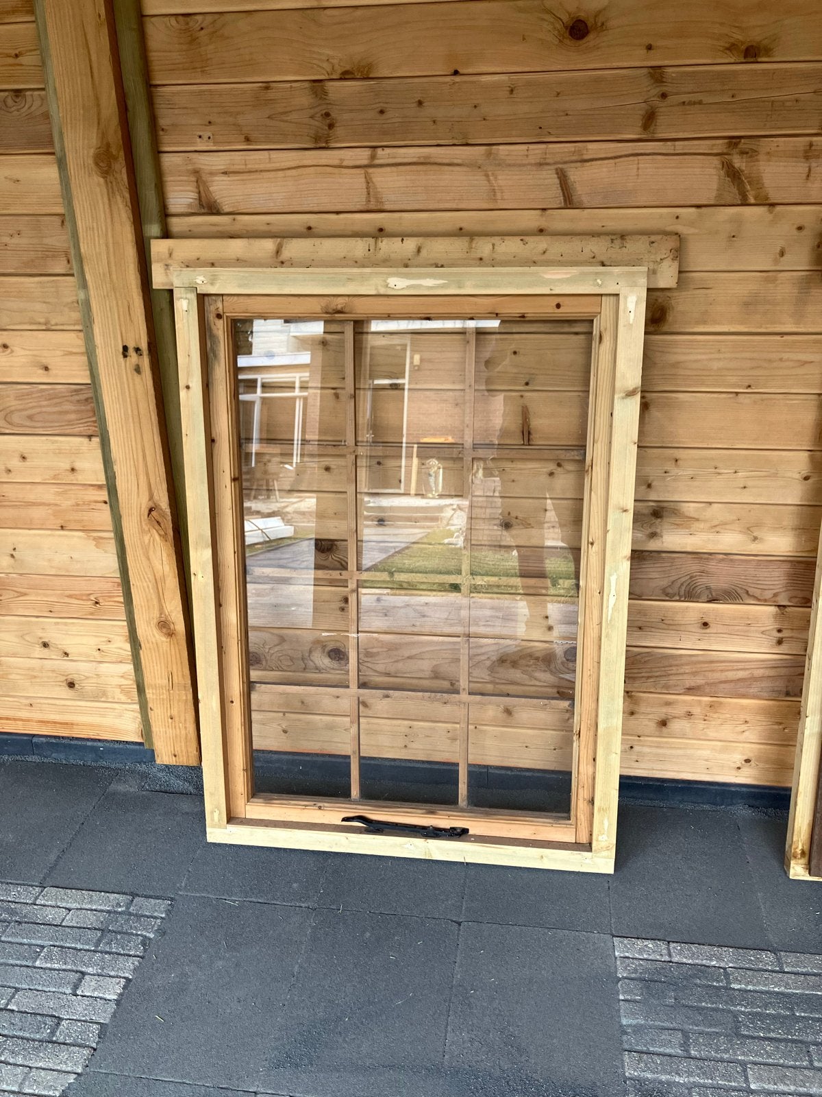 Houten raam met roedeverdeling, Ophalen, Gebruikt, Gevelraam of Ruit, 80 tot 120 cm